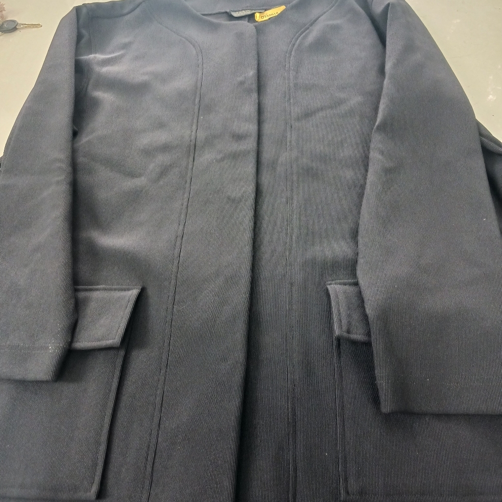 Dana Buchman Bla k Hea y suit jacket Women's Size 1x